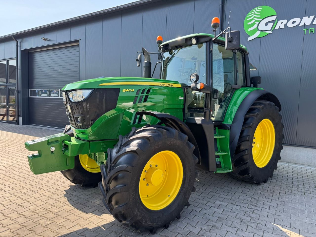 John Deere 6140M AQ