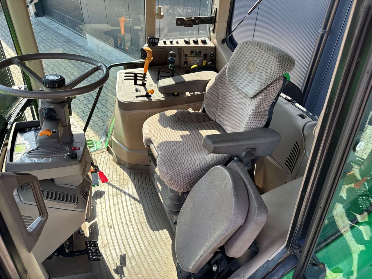 John Deere 6140M AQ