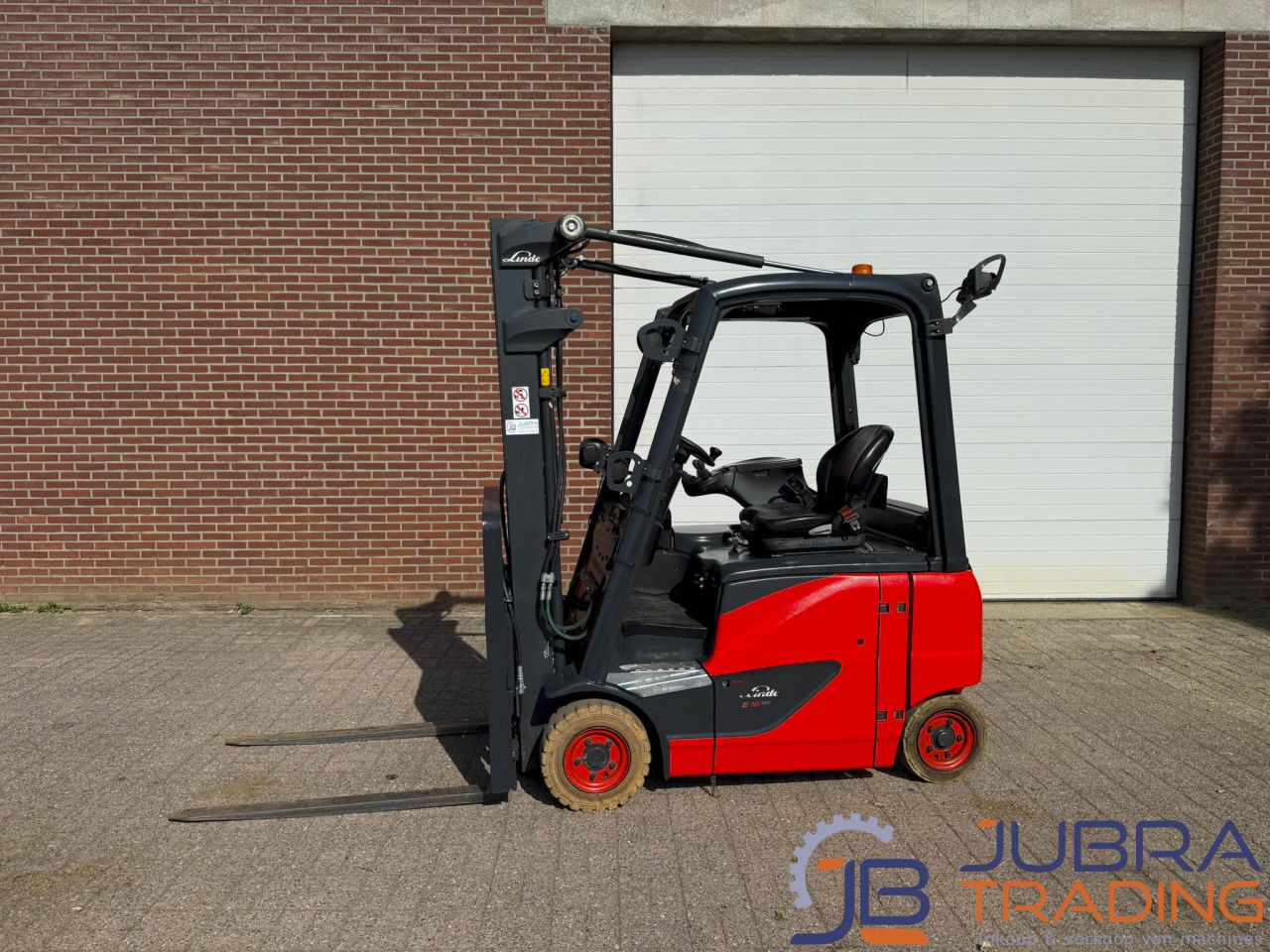 Linde E16PH-02 Electric Forklift | 2018 | 12351H | 1.6T | 5.2M