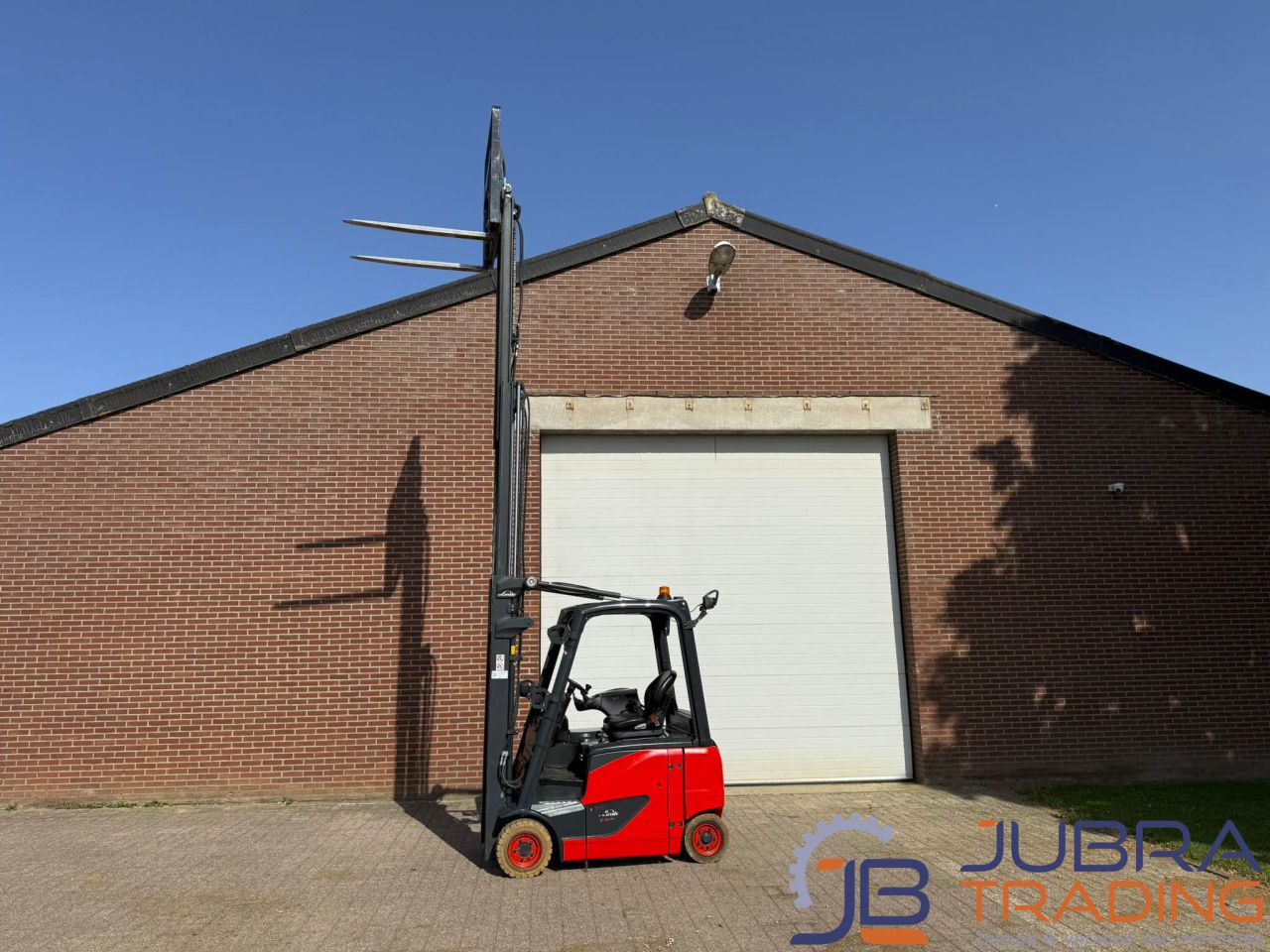 Linde E16PH-02 Electric Forklift | 2018 | 12351H | 1.6T | 5.2M