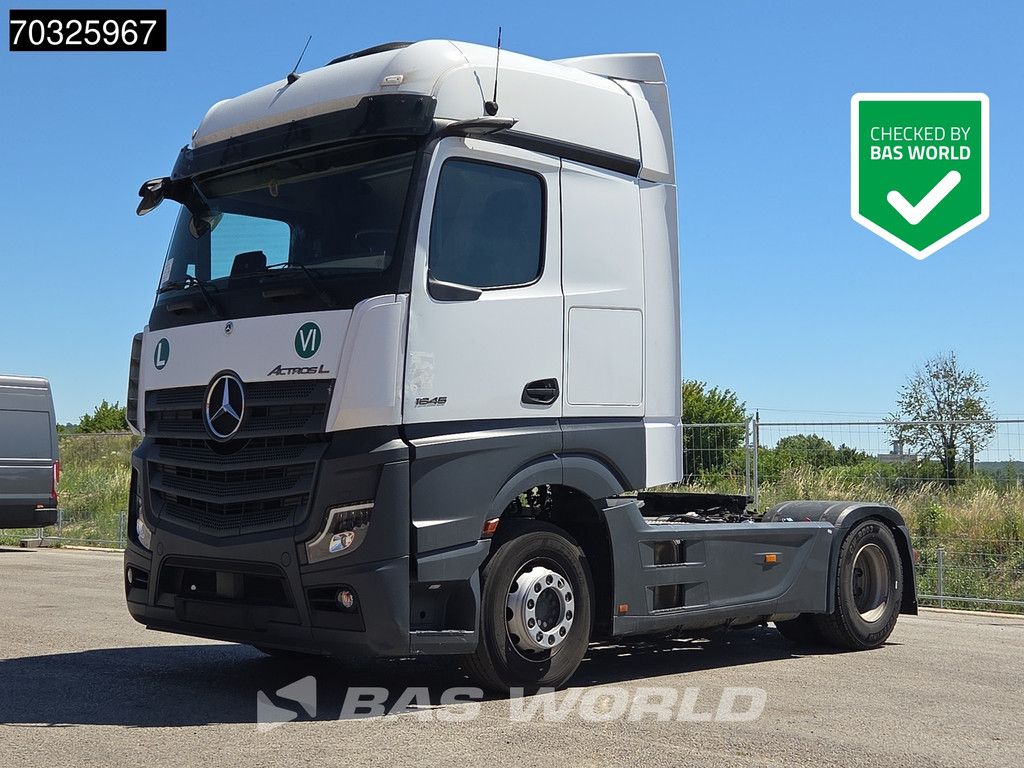 Mercedes Actros 1845 4X2 BigSpace Retarder 2x Tanks Standklima Navi