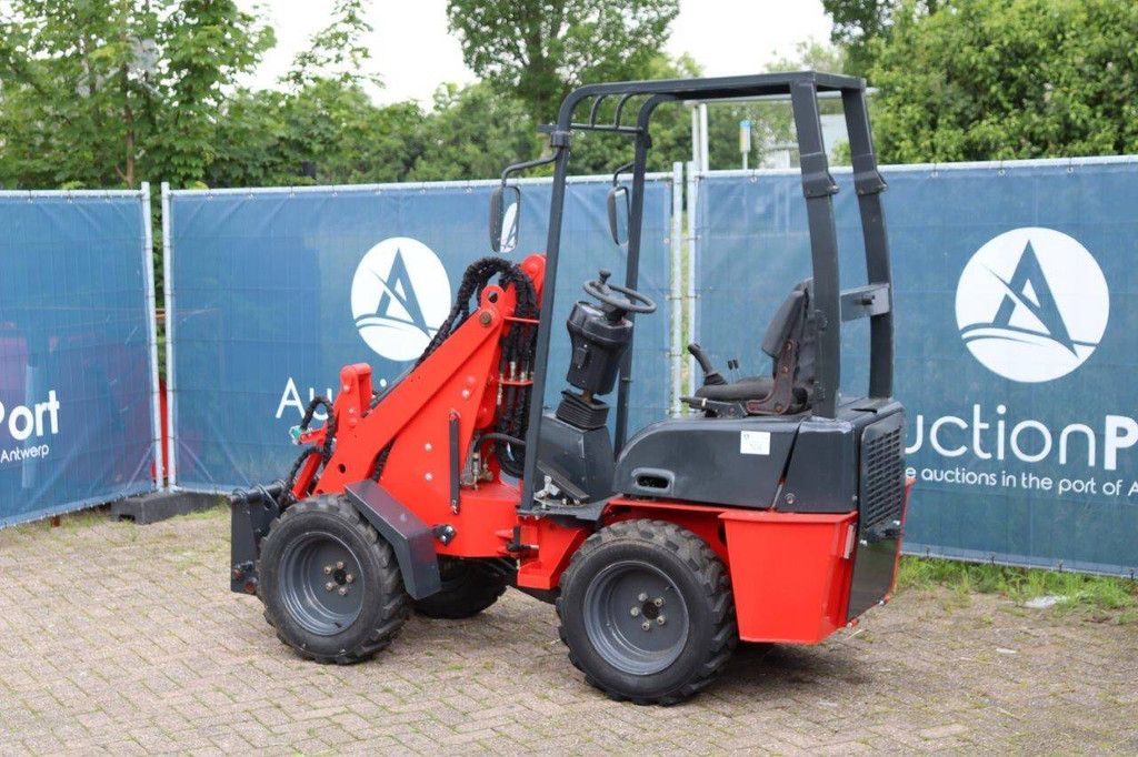 Knickgelenkter Radlader Kraffter K800 Diesel 21,5 PS