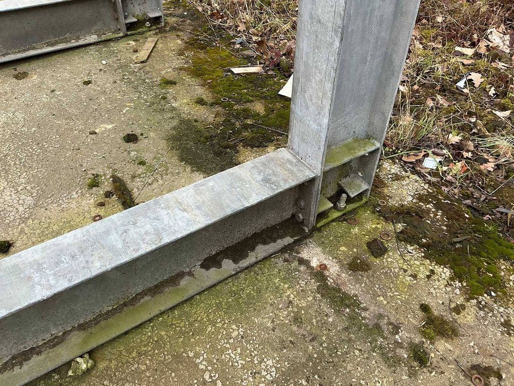Einseitiges Kragarmregal 14x42