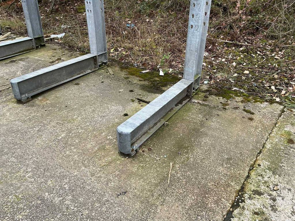 Einseitiges Kragarmregal 14x42
