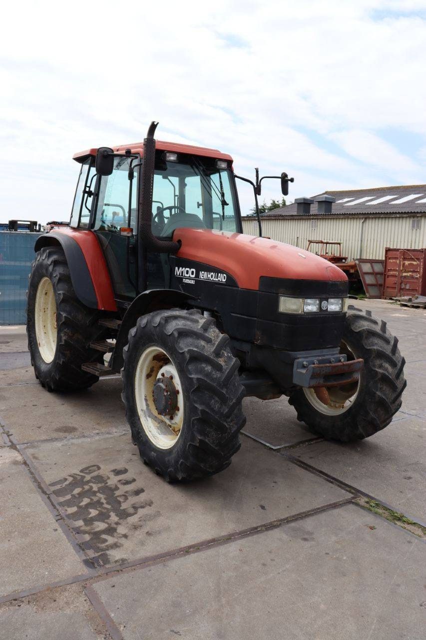 Tractor New Holland M1004DT Diesel 1998 (Margin)