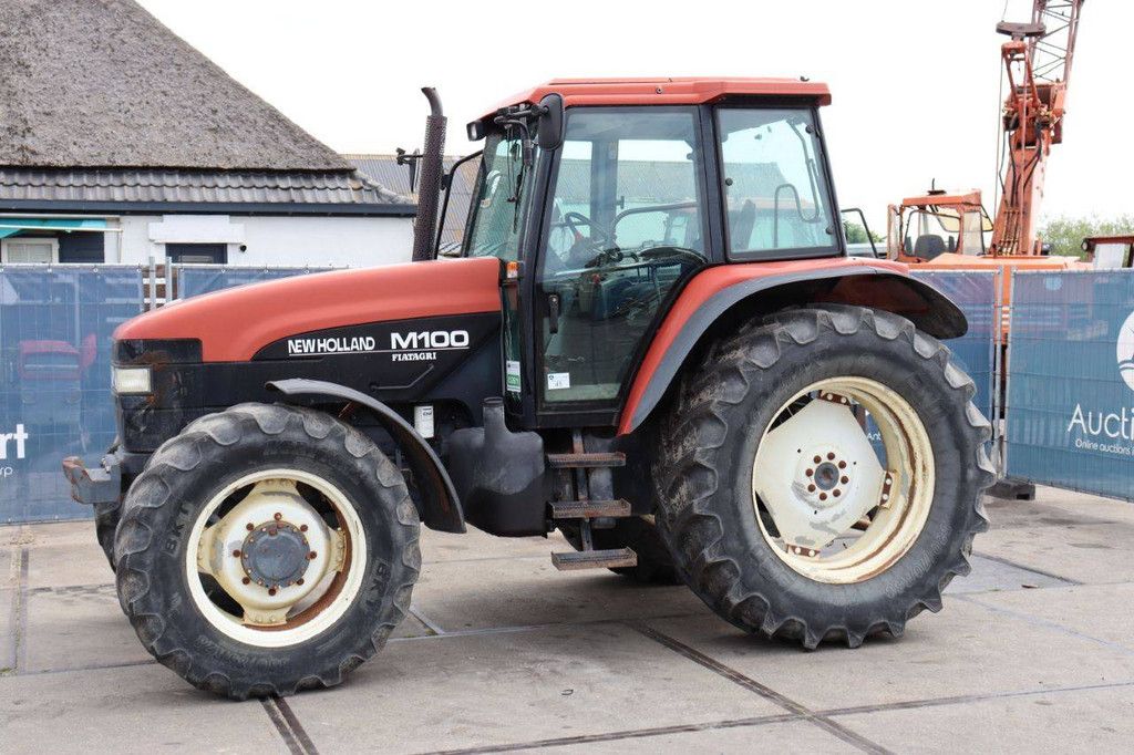 Tractor New Holland M1004DT Diesel 1998 (Margin)