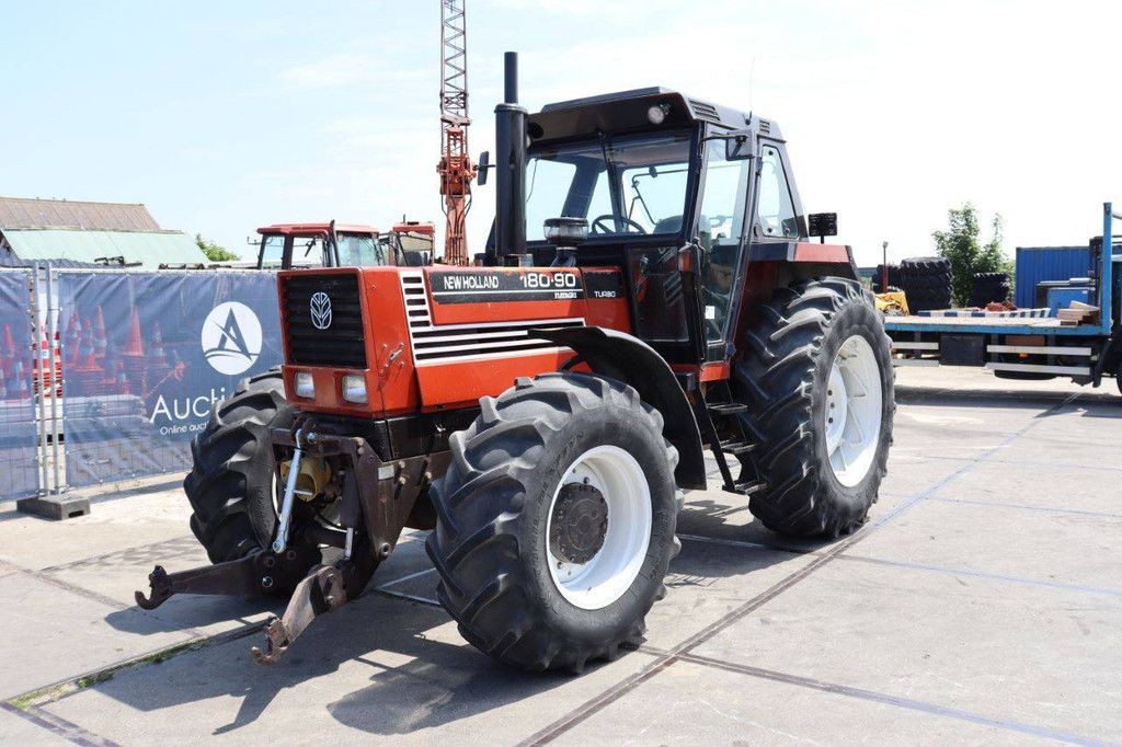 Traktor New Holland 180-90DT Turbo Diesel 183 PS 1996 (Marge)