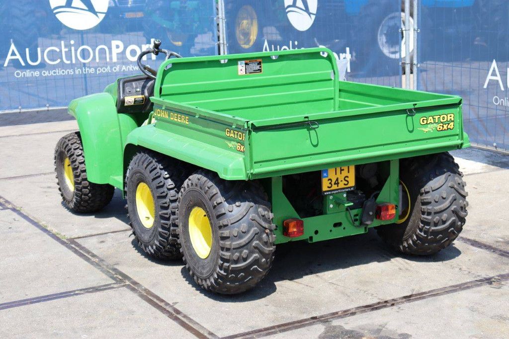 Gator John Deere 6x4 Benzin 2003 Neu
