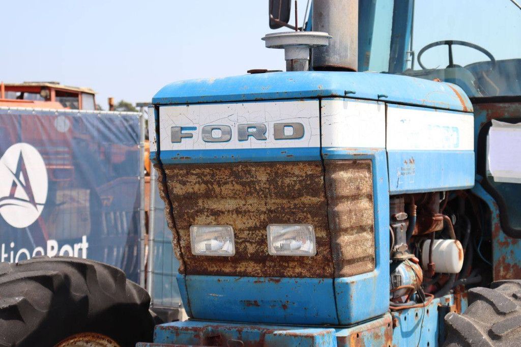 Tractor Ford TW-10 Diesel 125hp 1980 (Margin)