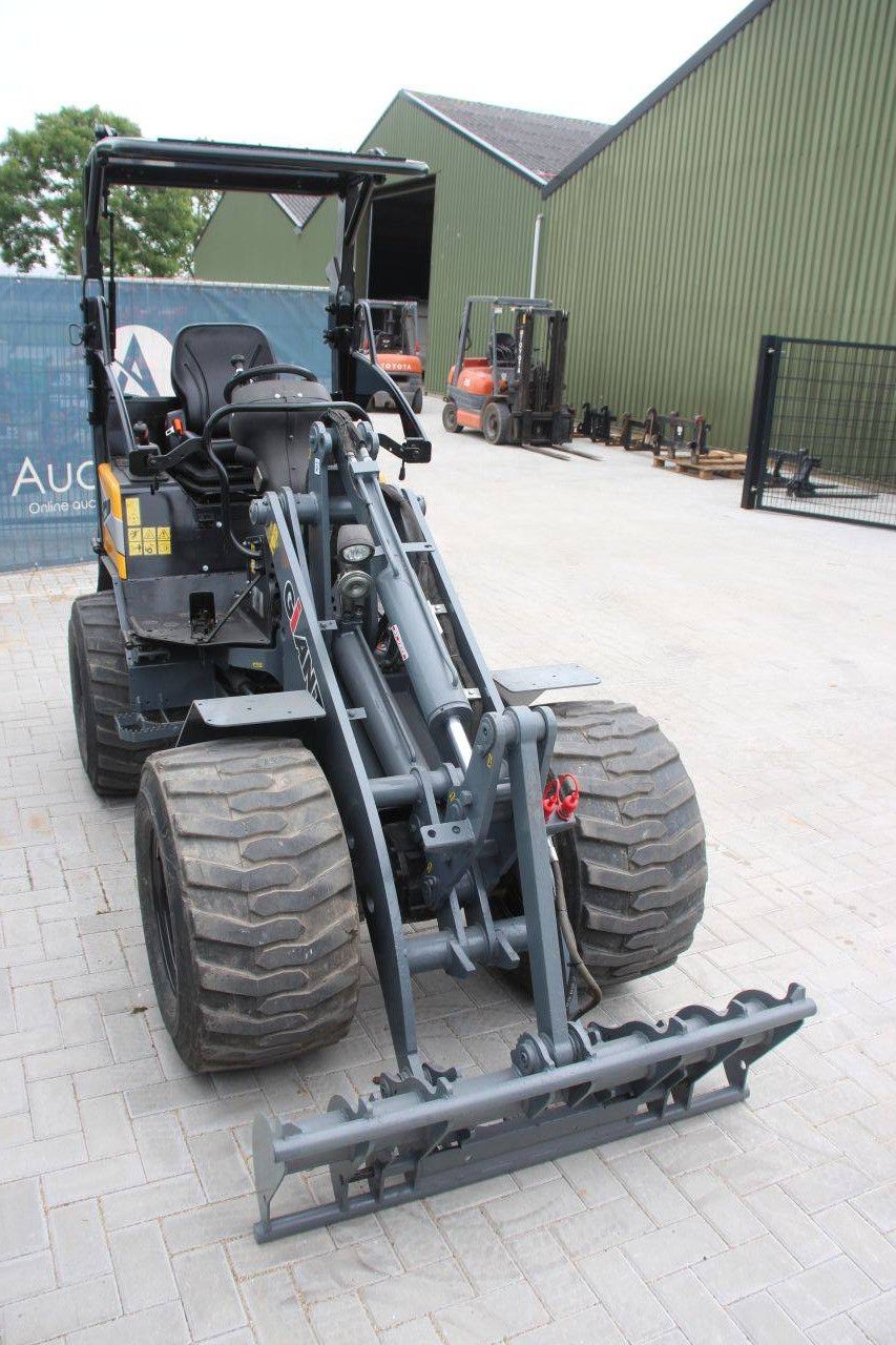 Giant G2500HD Diesel Wheel Loader 18.5kW 2020