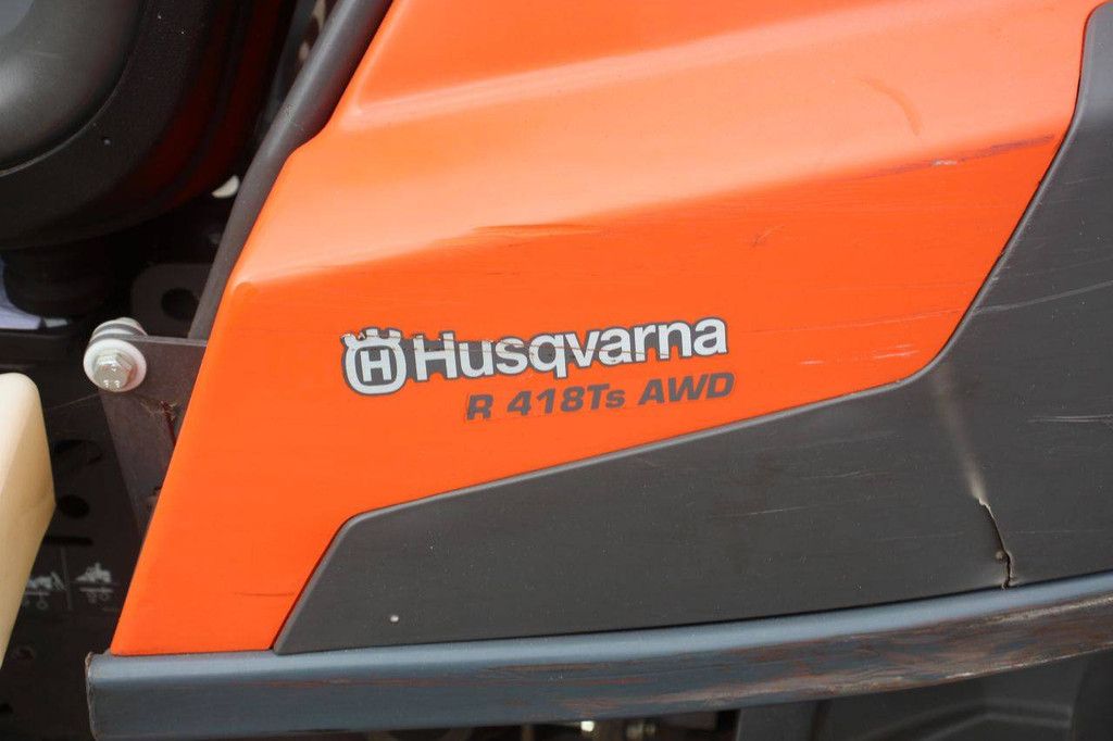 Husqvarna R 418Ts AWD Benzin-Aufsitzmäher (Margin)