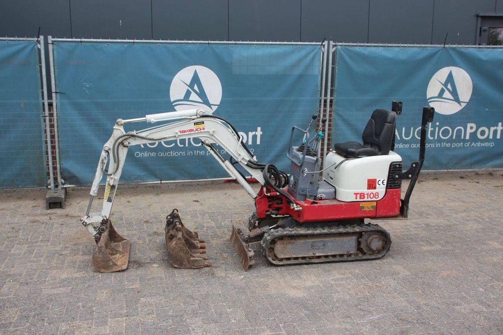 Mini excavator Takeuchi TB108 Diesel 2006
