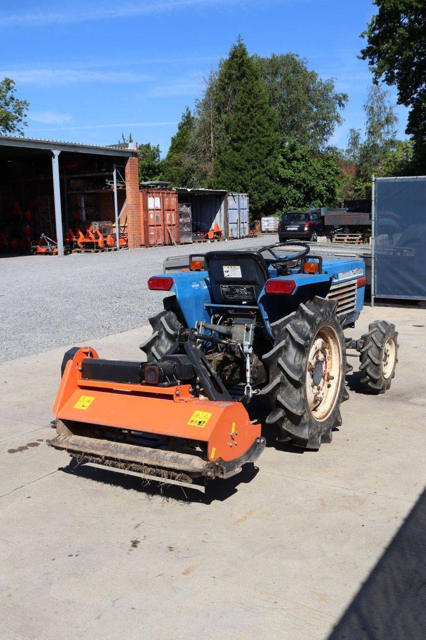 Iseki TU1700F Diesel-Kleintraktor 17 PS mit Schlegelmäher (Margin)