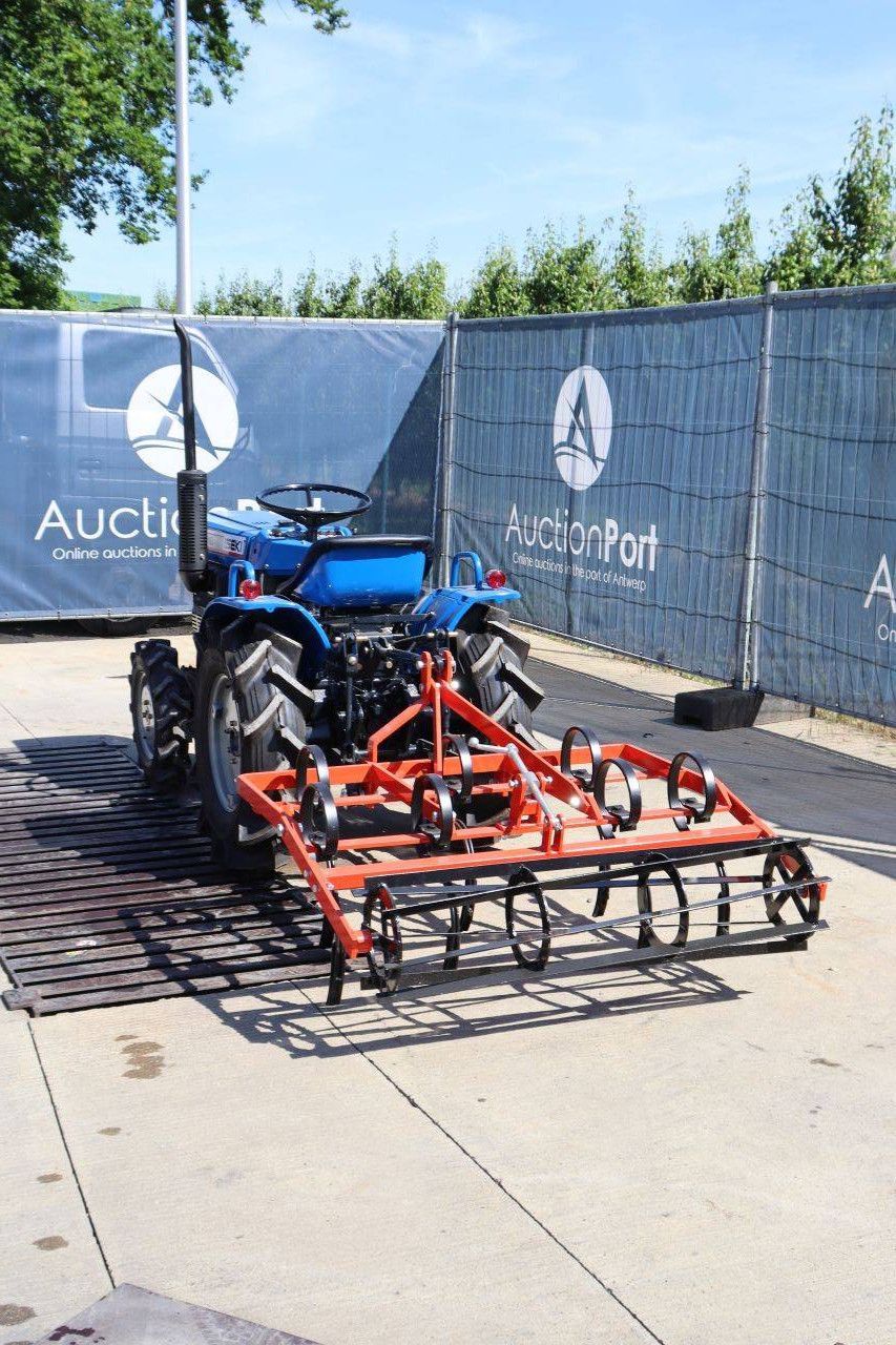 Kleintraktor Iseki TX1410FDT Diesel 14 PS mit Vibrationsgrubber