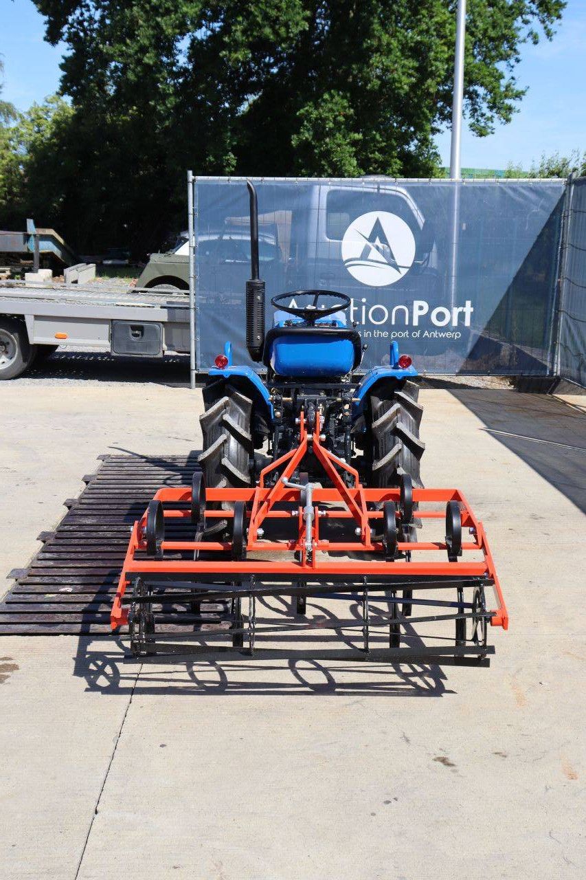 Kleintraktor Iseki TX1410FDT Diesel 14 PS mit Vibrationsgrubber