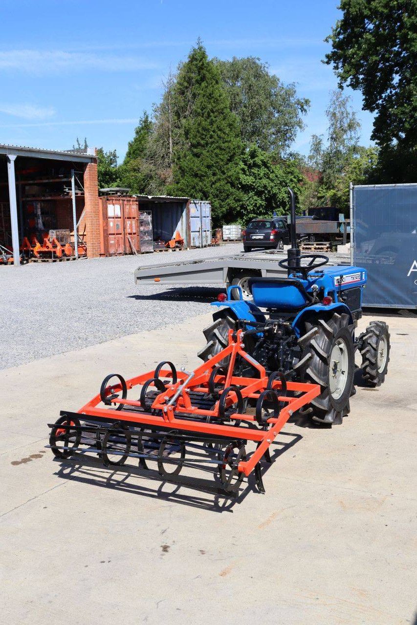Kleintraktor Iseki TX1410FDT Diesel 14 PS mit Vibrationsgrubber