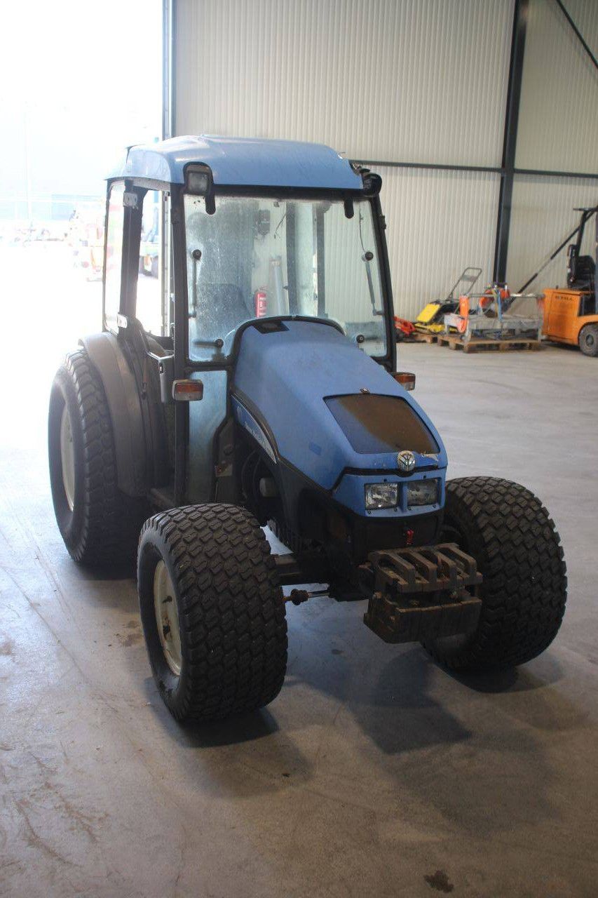 Traktor New Holland TCE45 Diesel