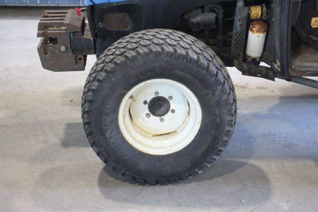 Traktor New Holland TCE45 Diesel
