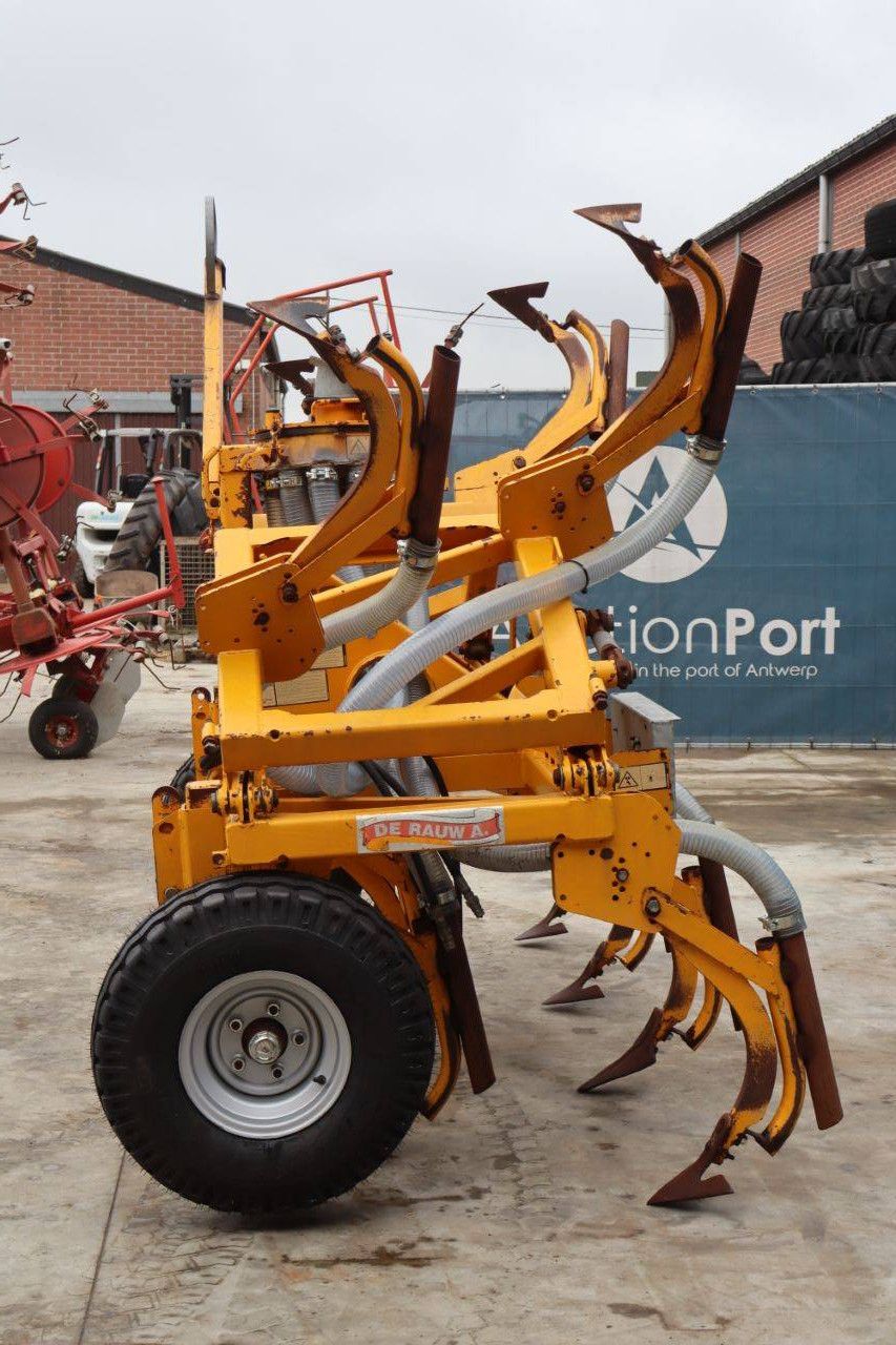 Joskin 4400/11SH Ackerbaufräse