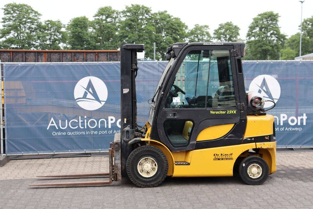 Gabelstapler Yale GLP25VX LPG 2050kg 4,95m 2007