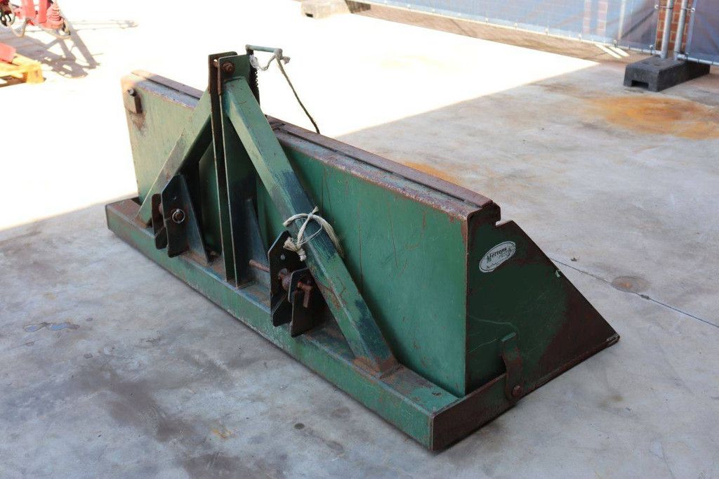 JAKC cargo bed