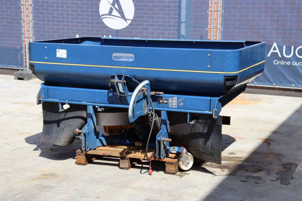 Düngerstreuer Bogballe A/S L2 2008