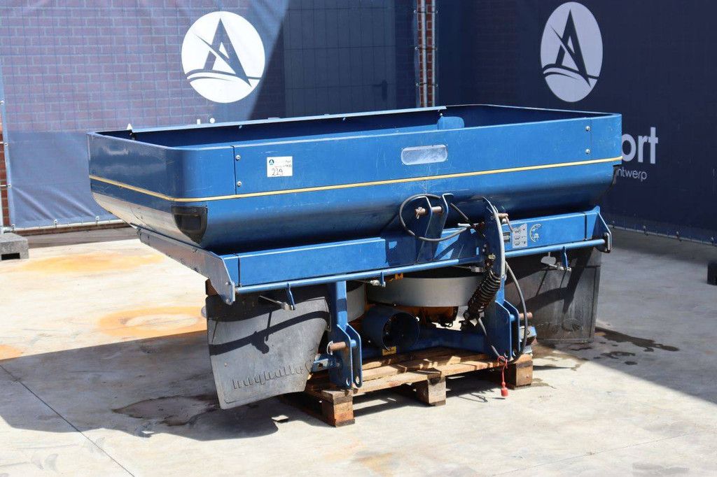 Düngerstreuer Bogballe A/S L2 2008