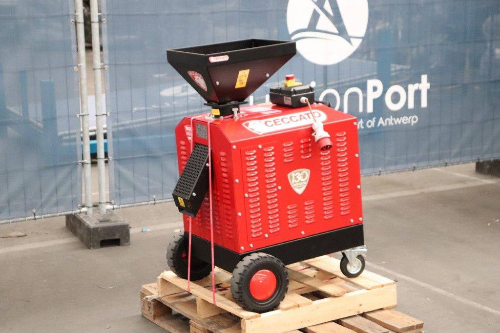 Ceccato Magic Electric Pellet Press 5.5hp 2022 New