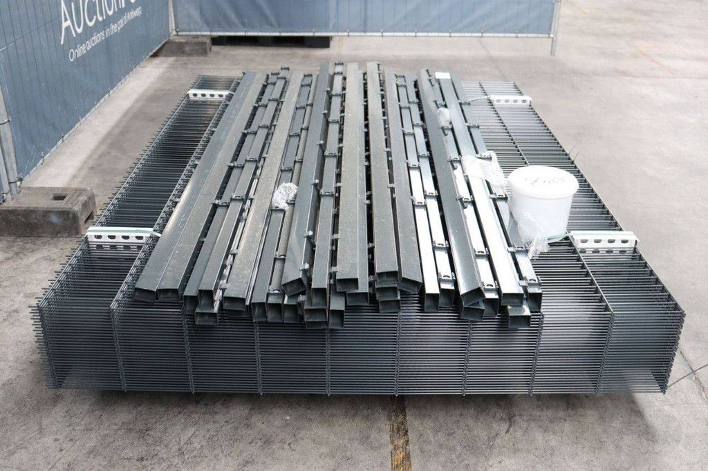 Batch of New Double Bar Mats