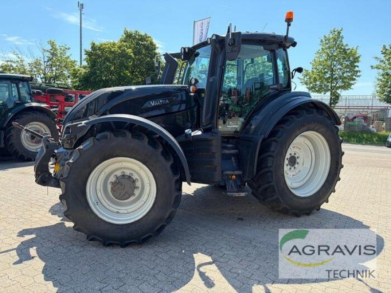 Valtra T 214 D 1B8