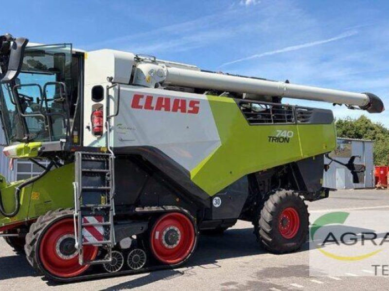 Claas TRION 740 TERRA TRAC