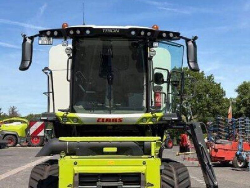 Claas TRION 740 TERRA TRAC