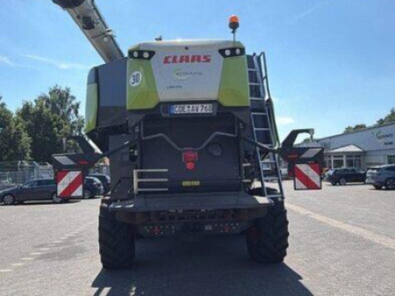 Claas TRION 740 TERRA TRAC