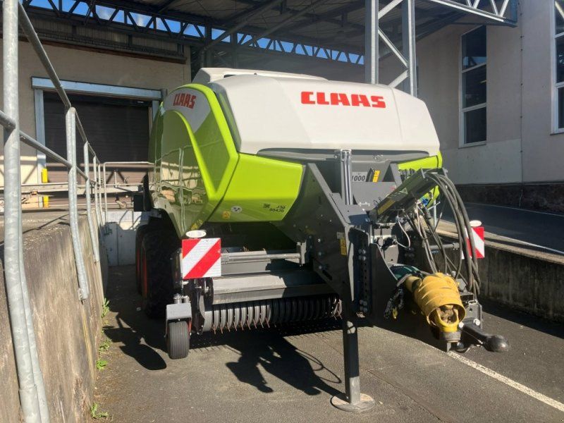 Claas Quadrant 4200 RC