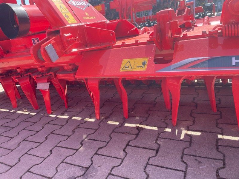 Kuhn HR 304D
