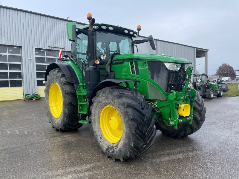 John Deere 6R195