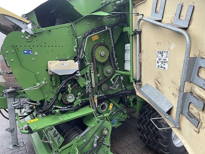 Krone Comprima CF155XC