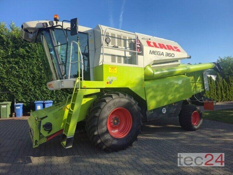 Claas Mega 360