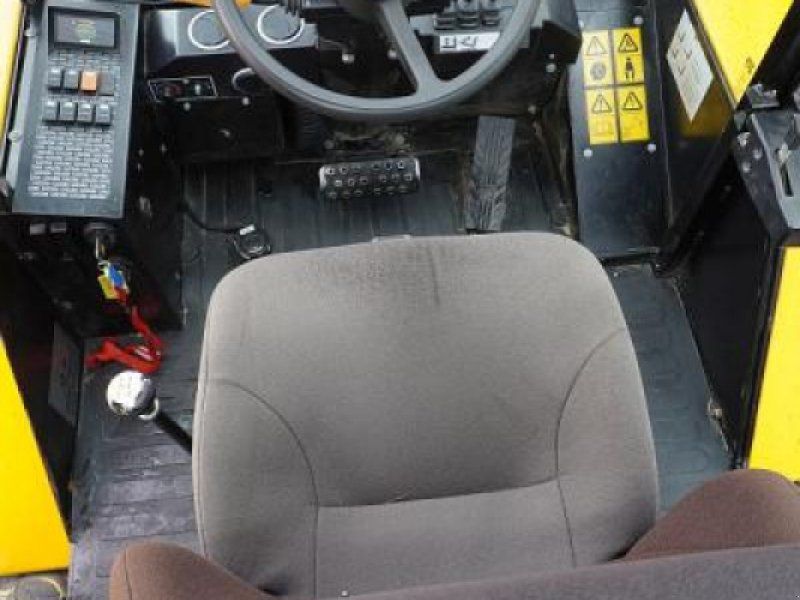 JCB 940-4