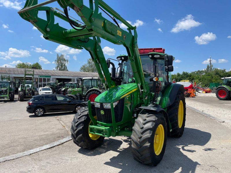 John Deere 5100R + Frontlader 603R