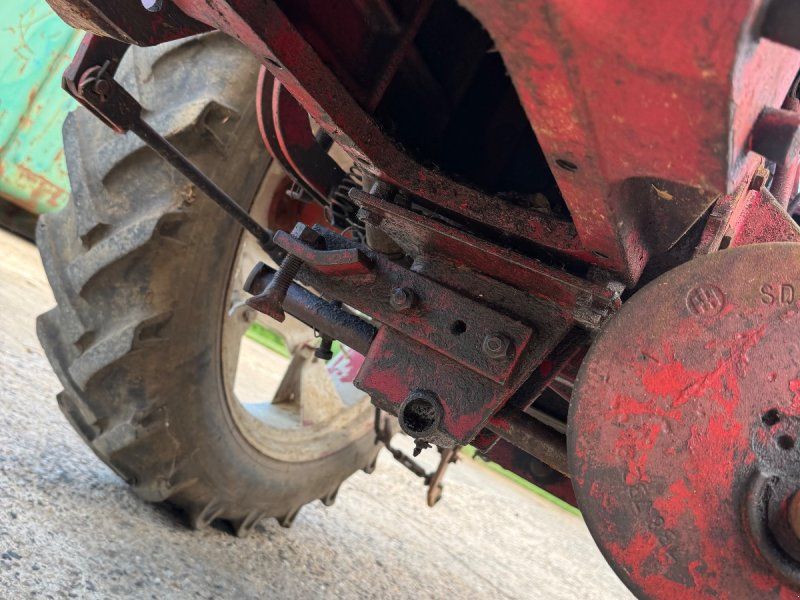 McCormick D-324