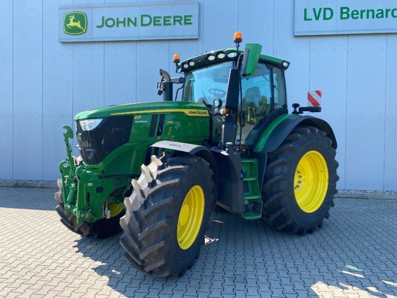 John Deere 6R 250