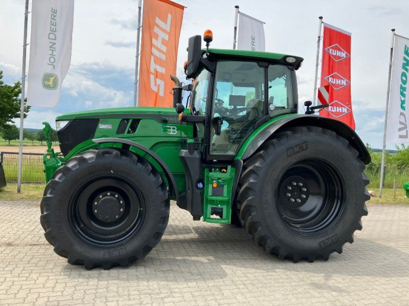 John Deere 6R 185
