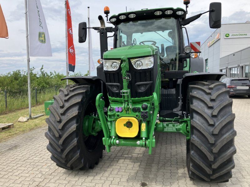 John Deere 6R 185