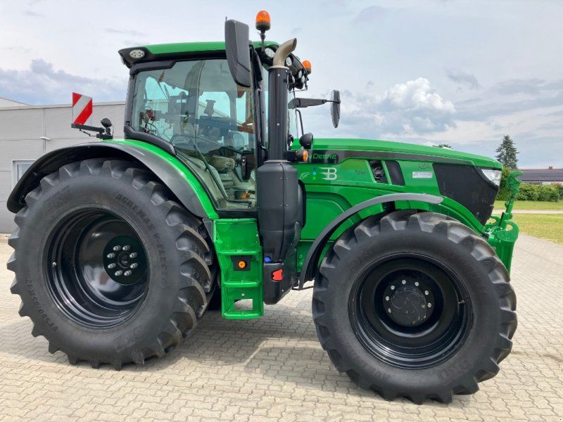 John Deere 6R 185