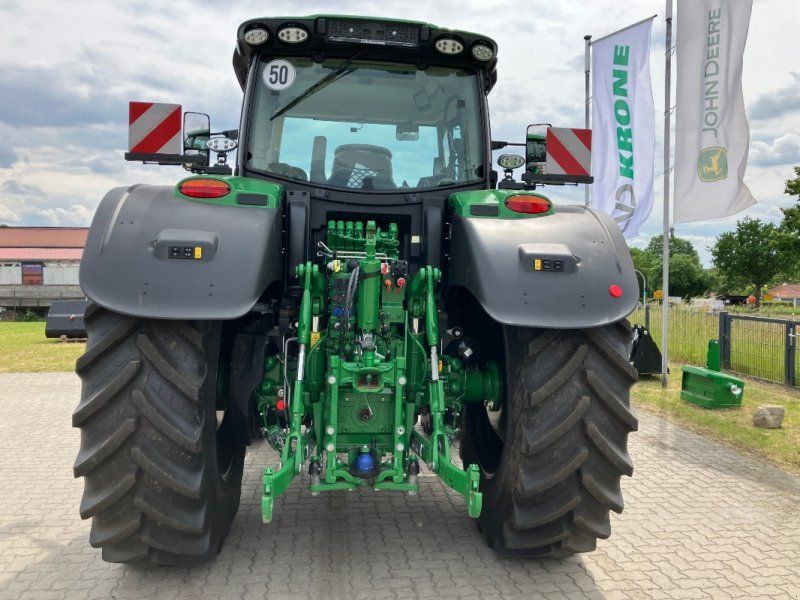John Deere 6R 185