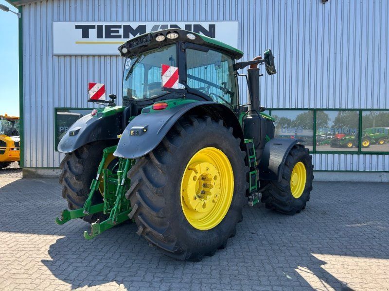 John Deere 6R 250