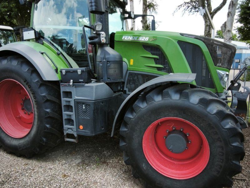 Fendt 828 Vario S4 ProfiPlus