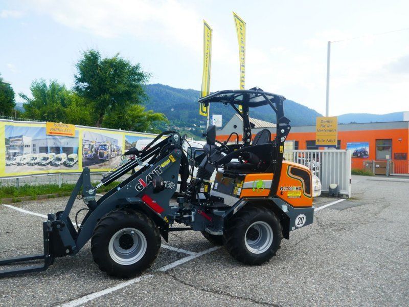 Giant G 2700E HD