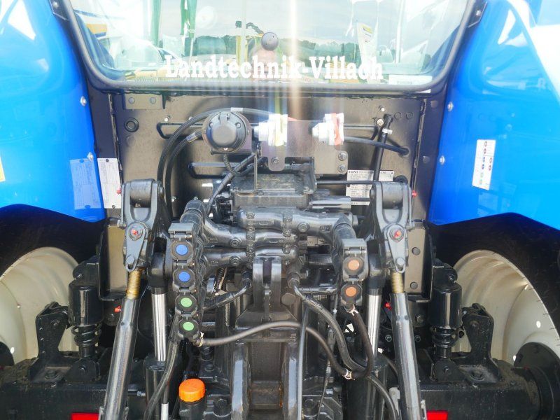 New Holland T5.100 Electro Command (IntelliShift)